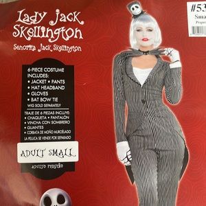 Nightmare Before Christmas: Lady Jack Skellington! New!